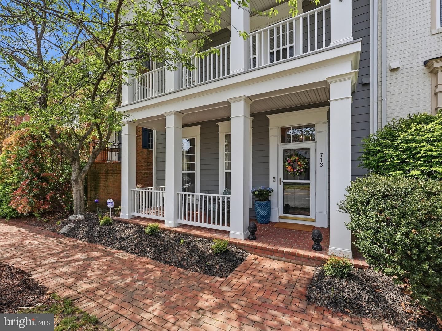 713 Belmont Bay Drive