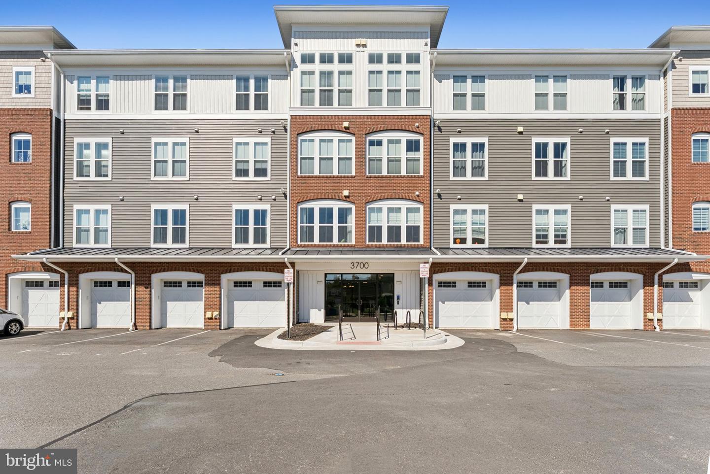 3700 Havertill Lane #201