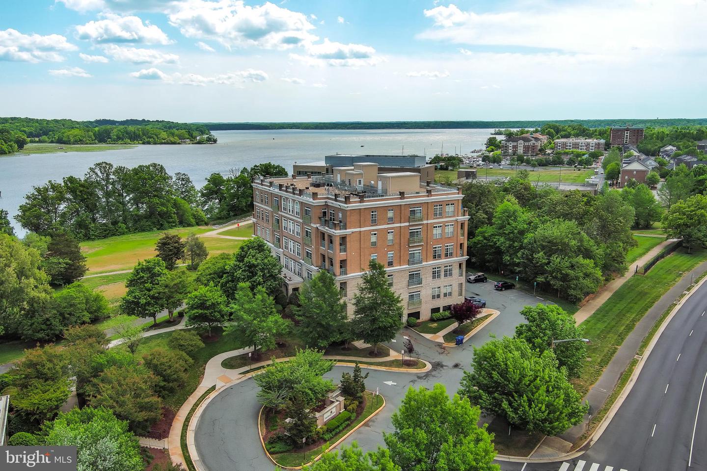 810 Belmont Bay Drive #302