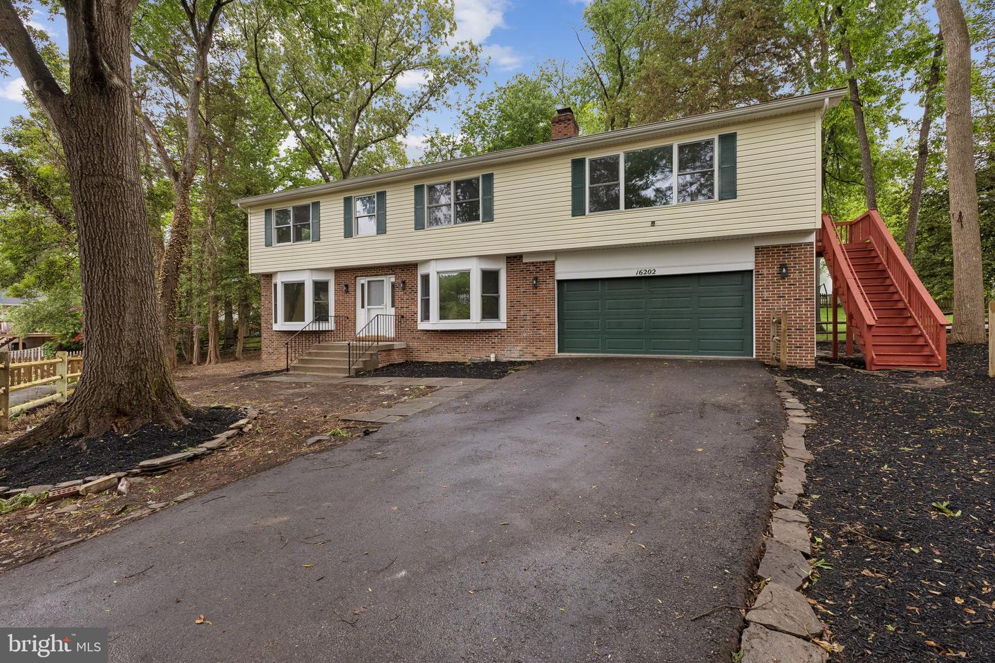 16202 Edgewood Drive