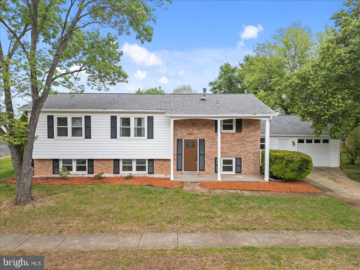 7987 Deward Court, Manassas