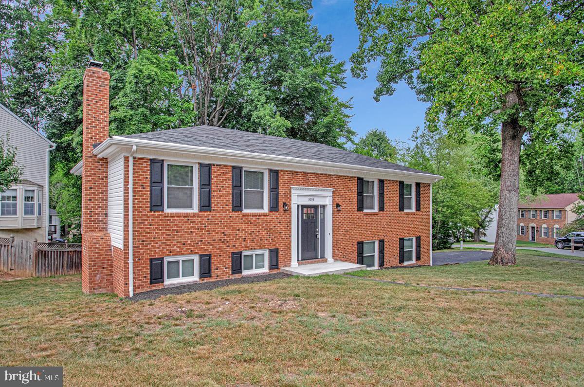 3998 Hidden Valley Court
