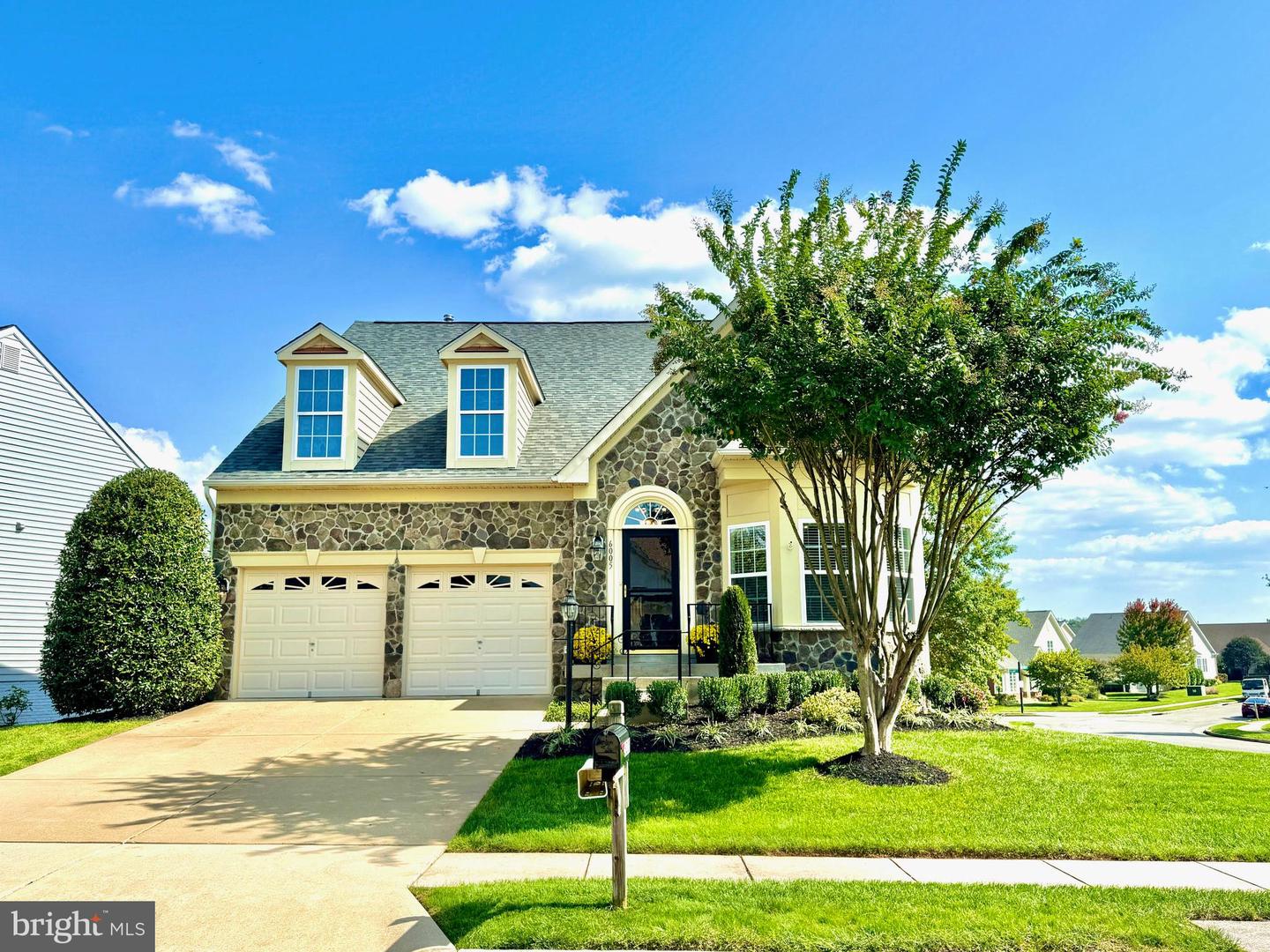 6005 Piney Grove Way