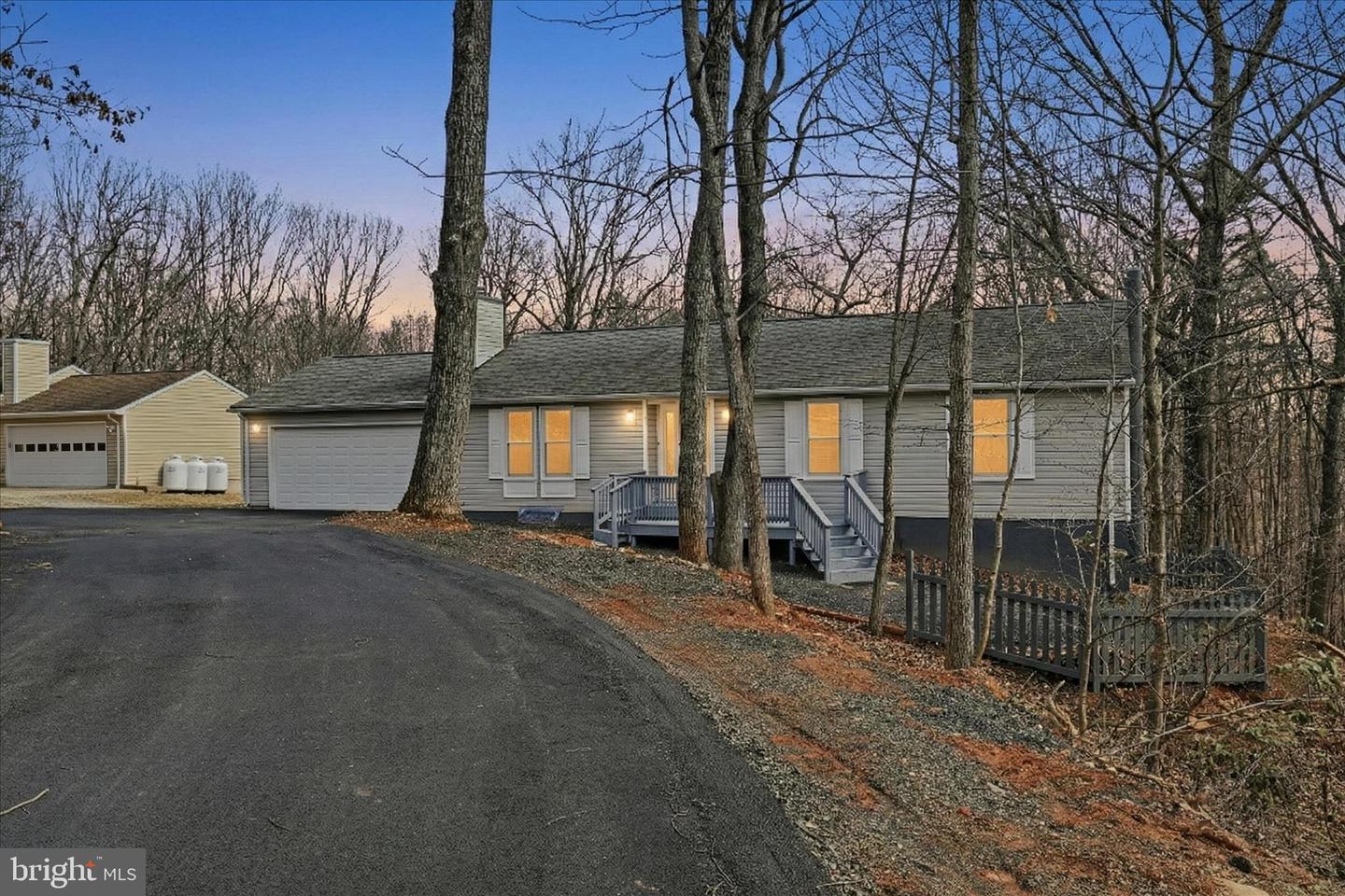 1411 Mercer Road, Haymarket