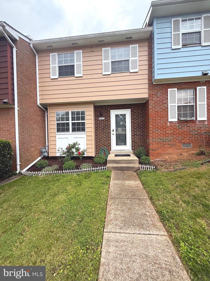 14870 Emberdale Drive, Woodbridge