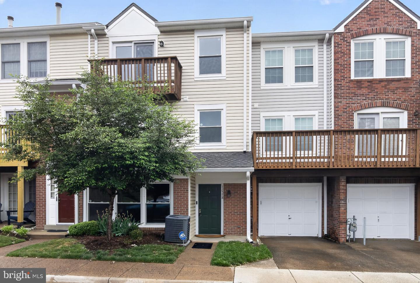 12578 Kempston Lane, Woodbridge