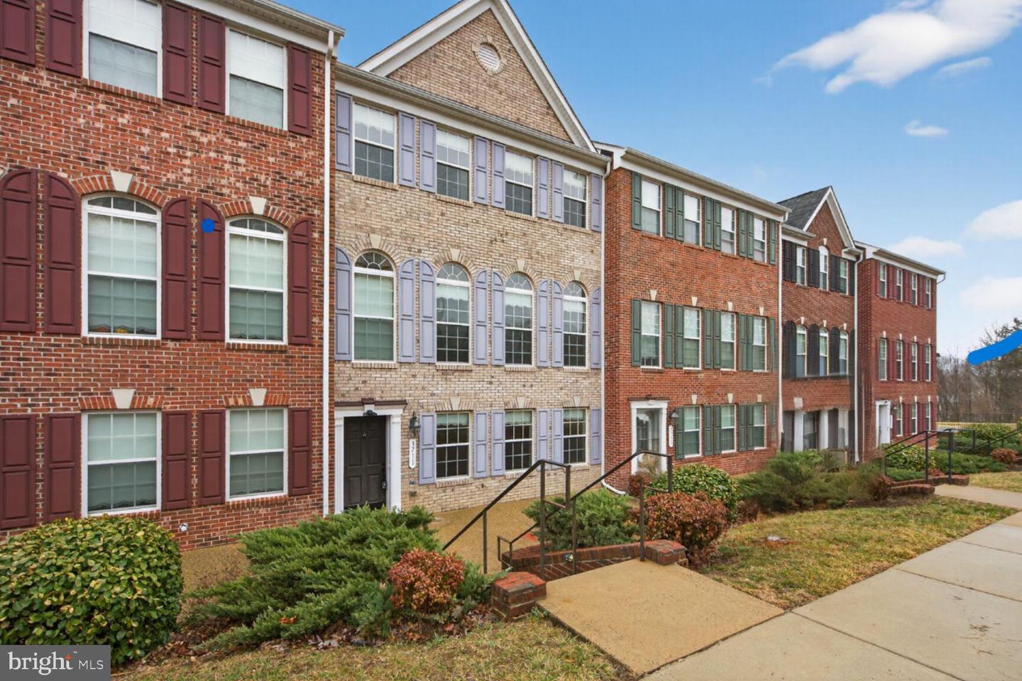 3711 Chippendale Circle, Woodbridge
