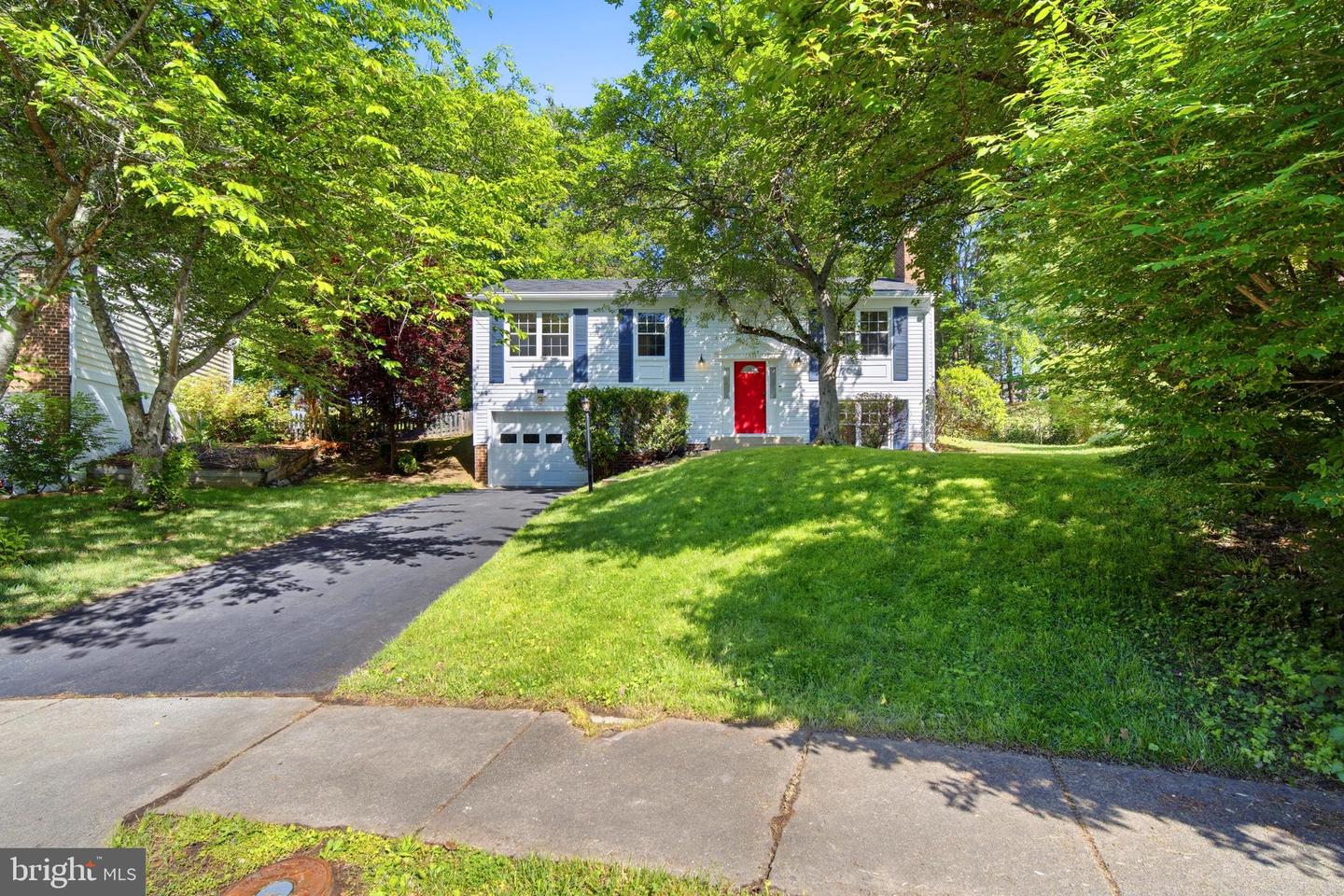 11989 Point Longstreet Way, Woodbridge