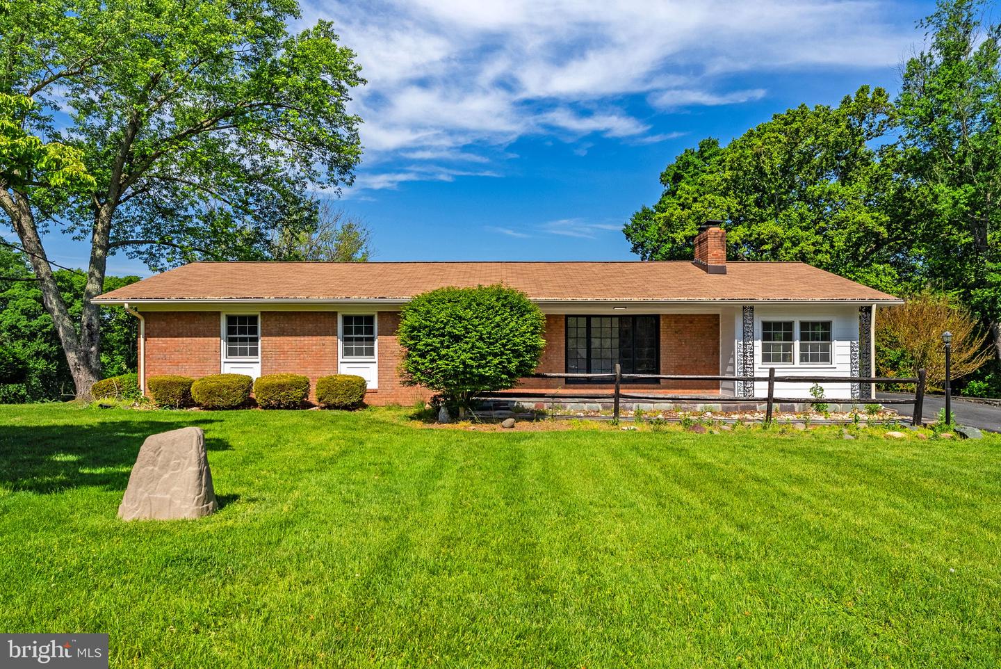 9706 Signal Ct