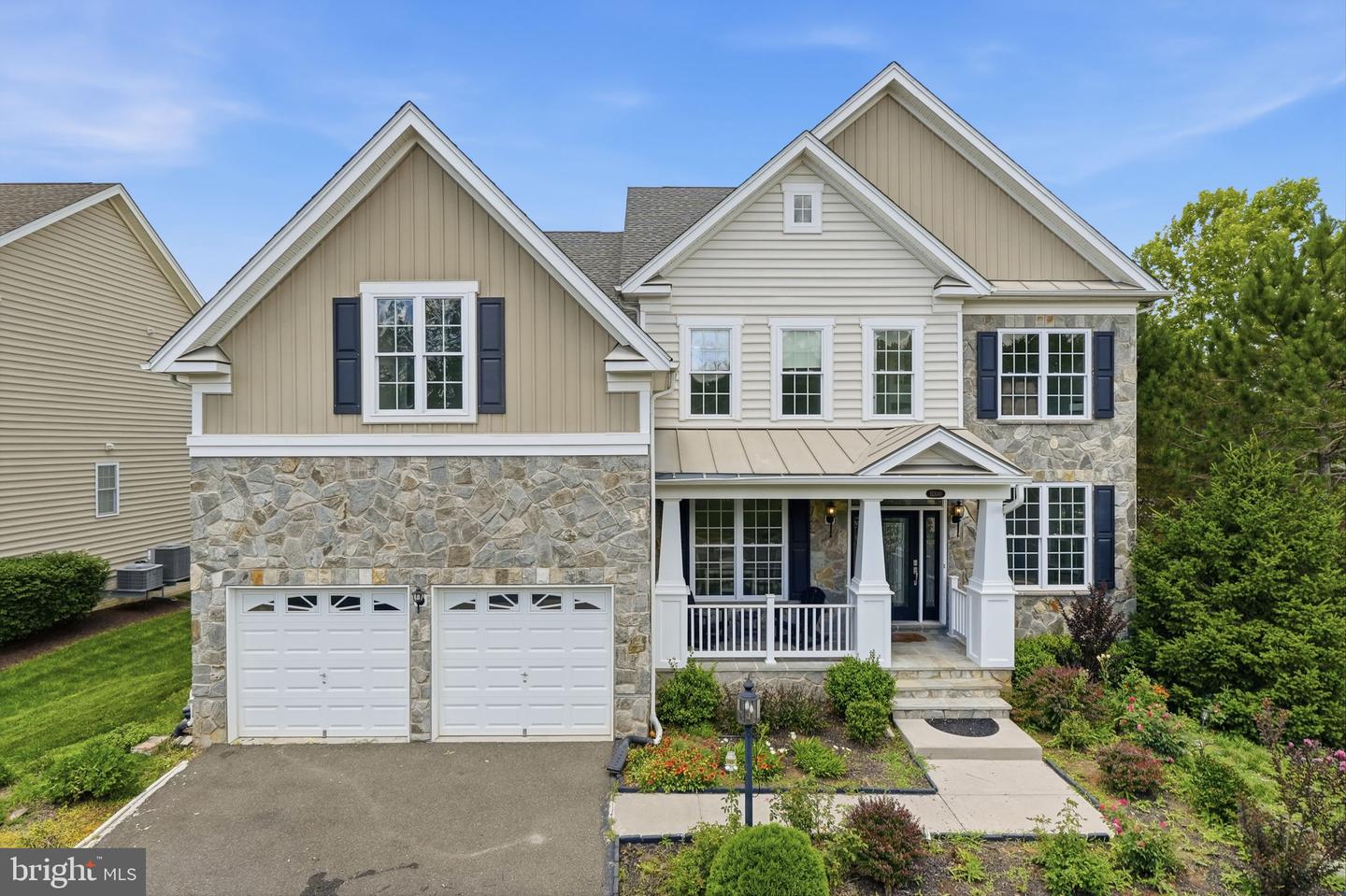 15300 Turning Leaf Place