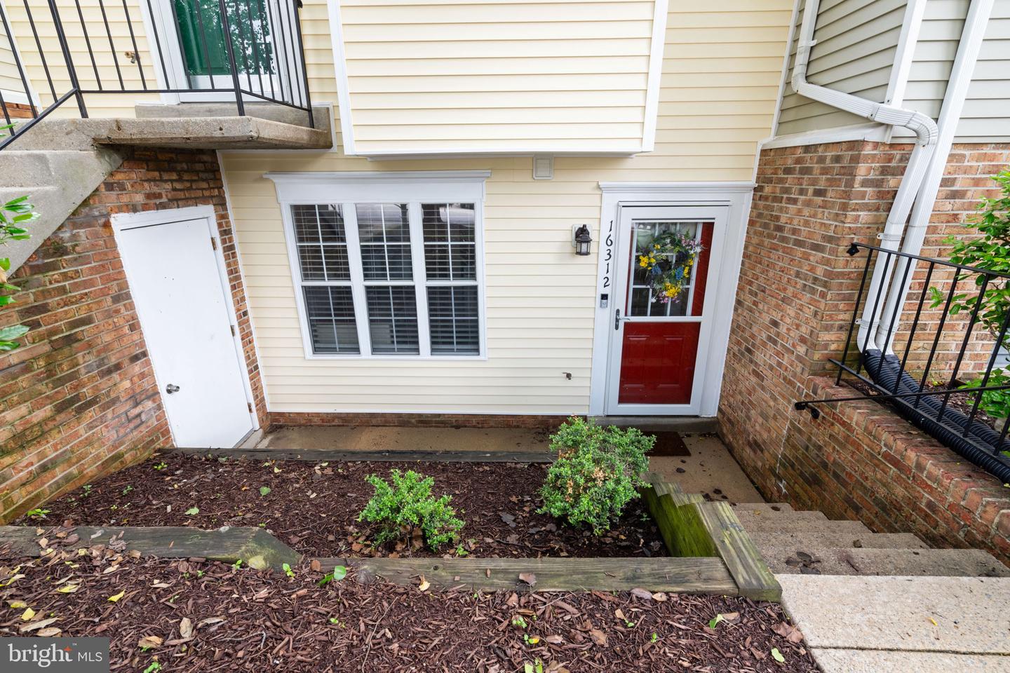16312 Taconic Circle