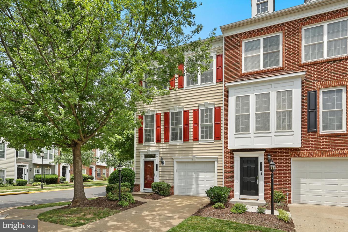 2114 Ivy Stone Place, Woodbridge
