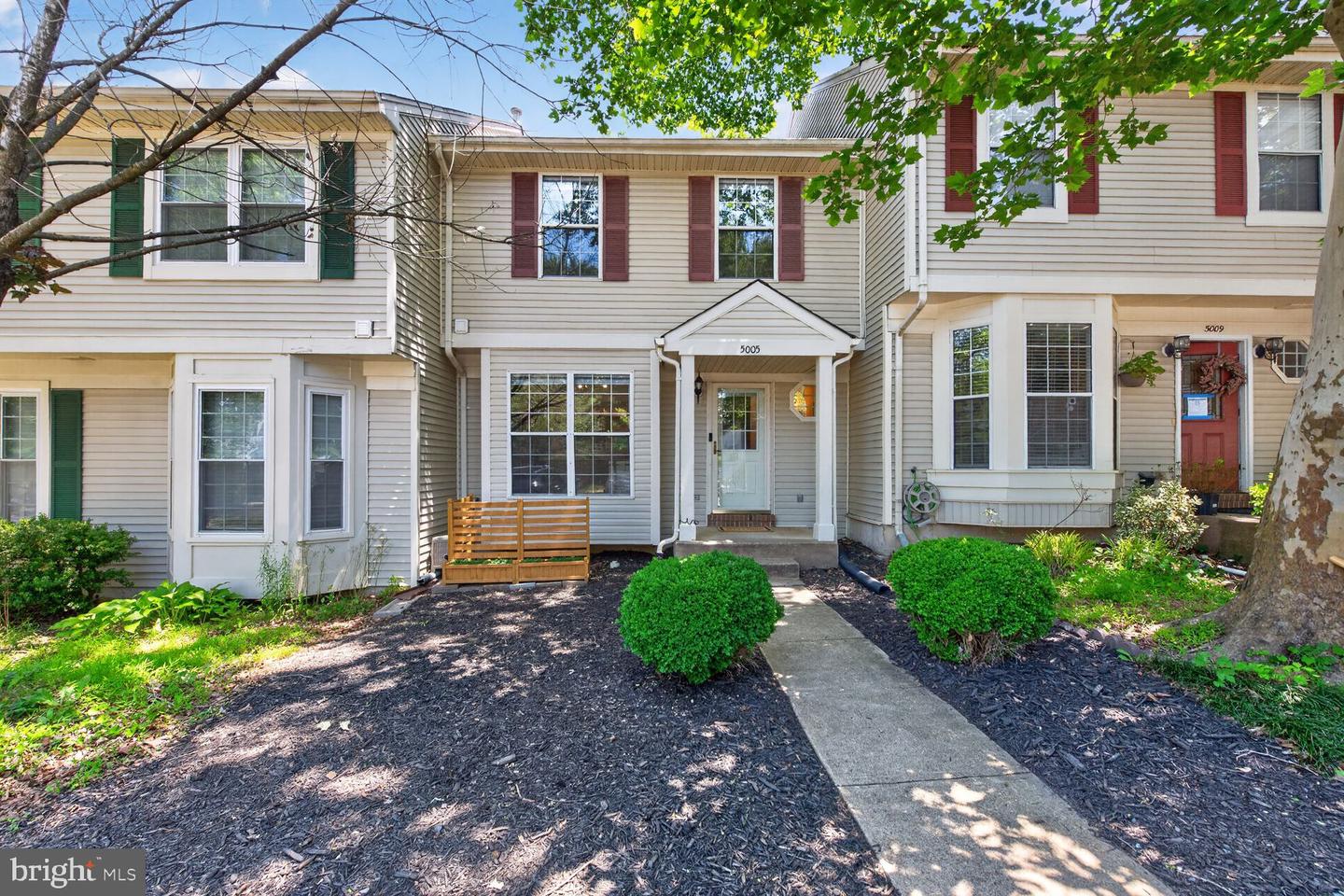 5005 Buena Vista Drive, Dumfries