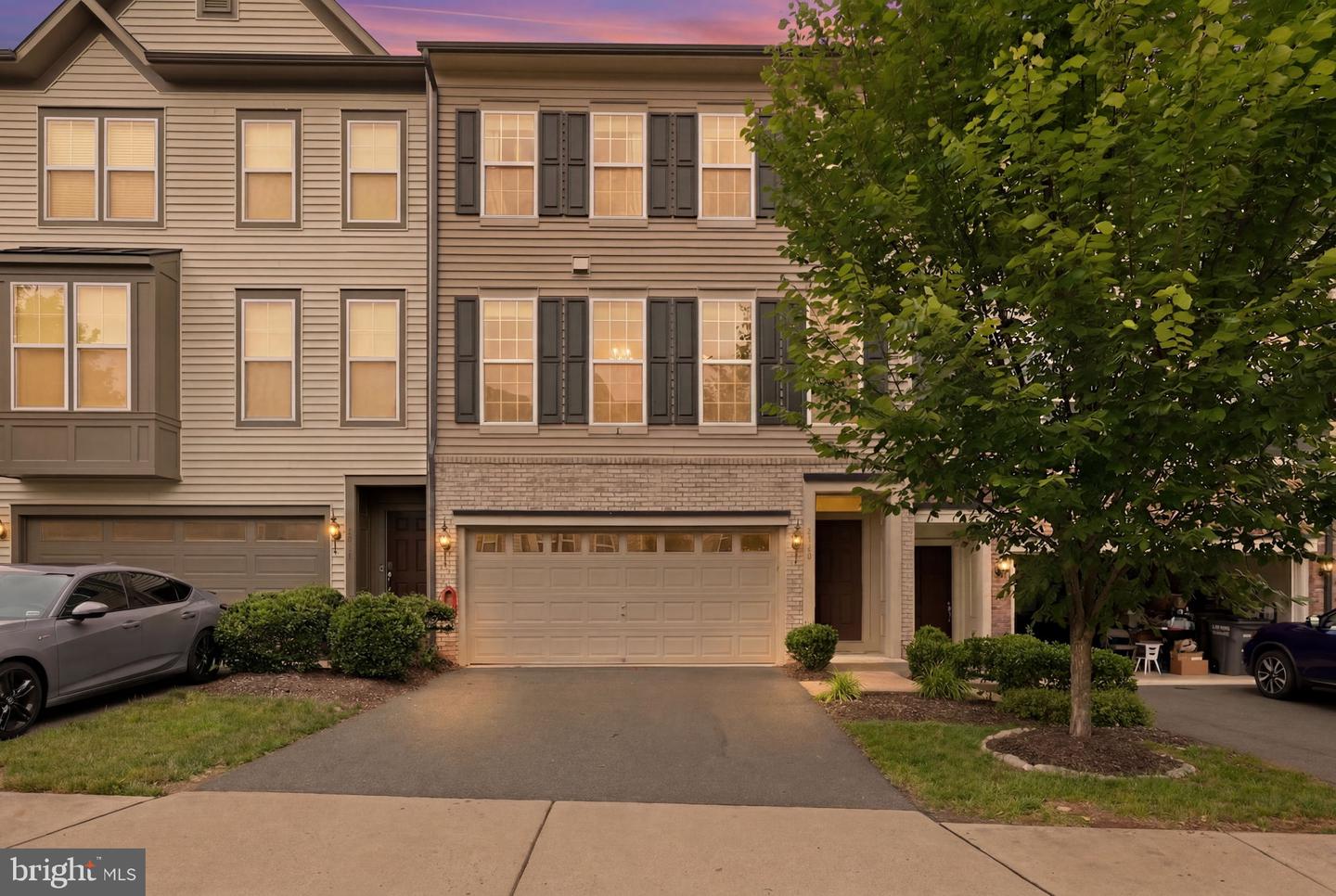 8112 Honey Bee Way