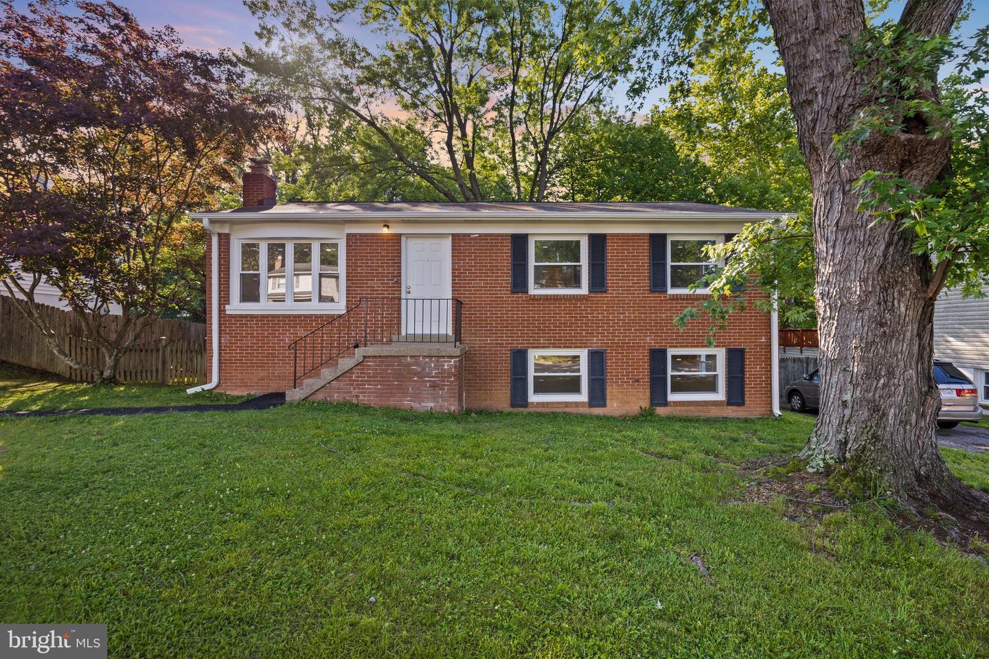 13907 Lynhurst Drive, Woodbridge