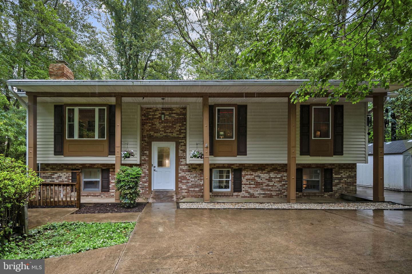 11039 Timberview Drive