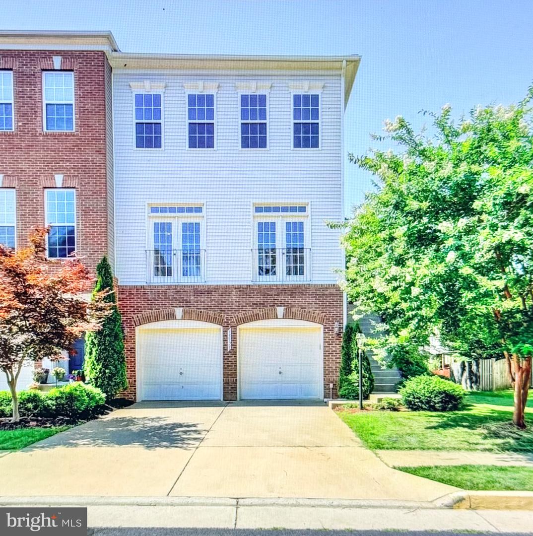 15925 Greymill Manor Drive