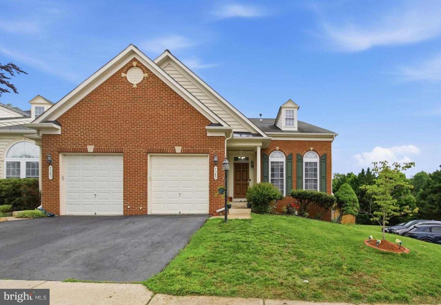 7385 Cluster House Way