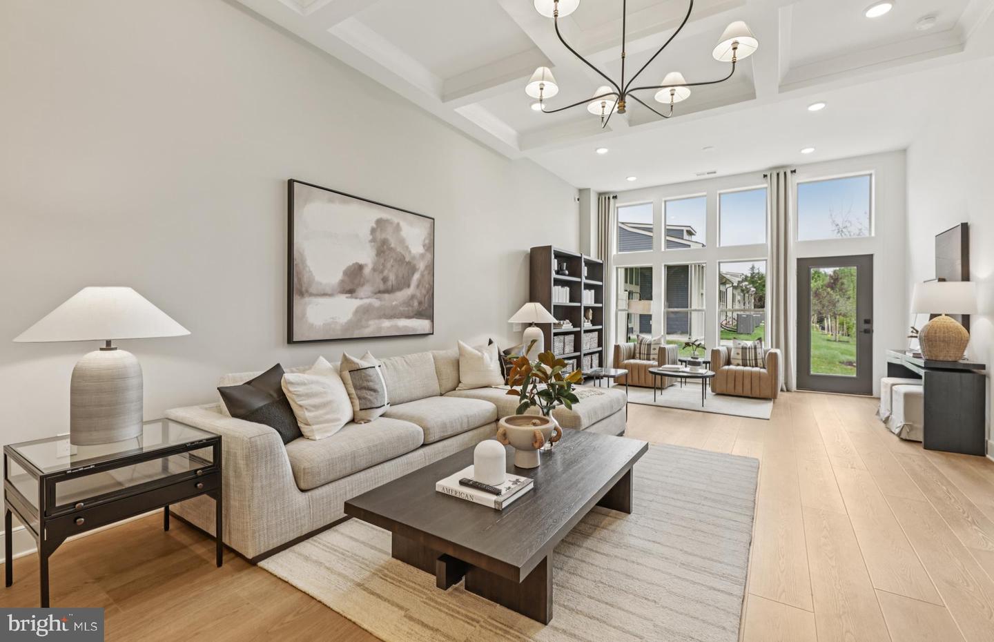 15493 Emerald Way