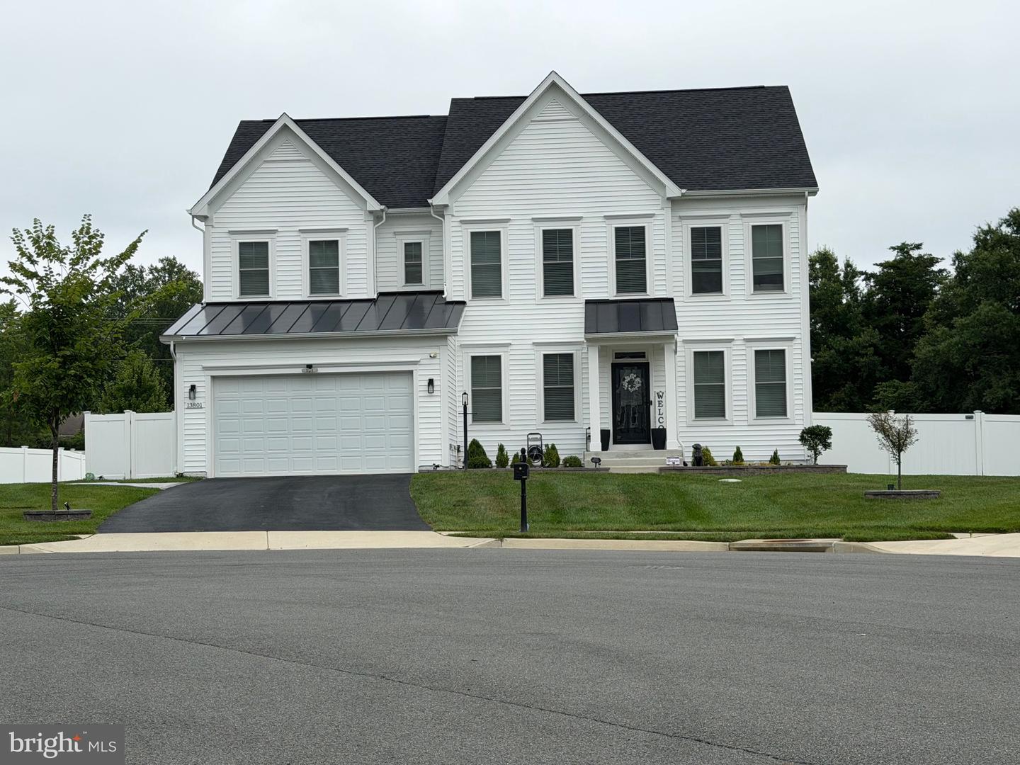 13801 Trinity Ln
