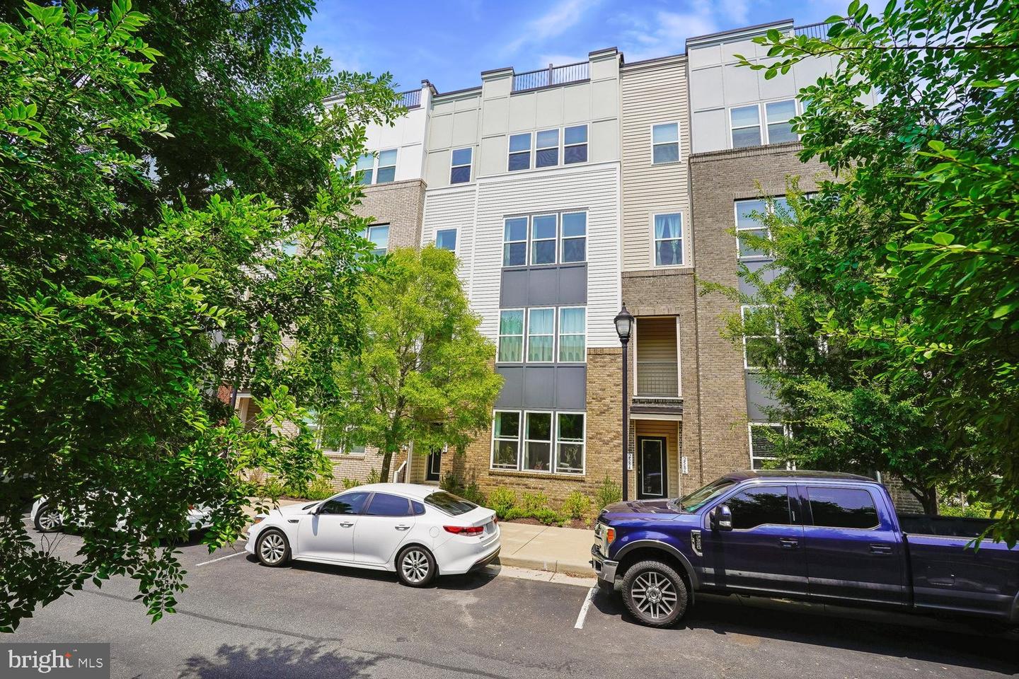 2590 Neabsco Common Place #51