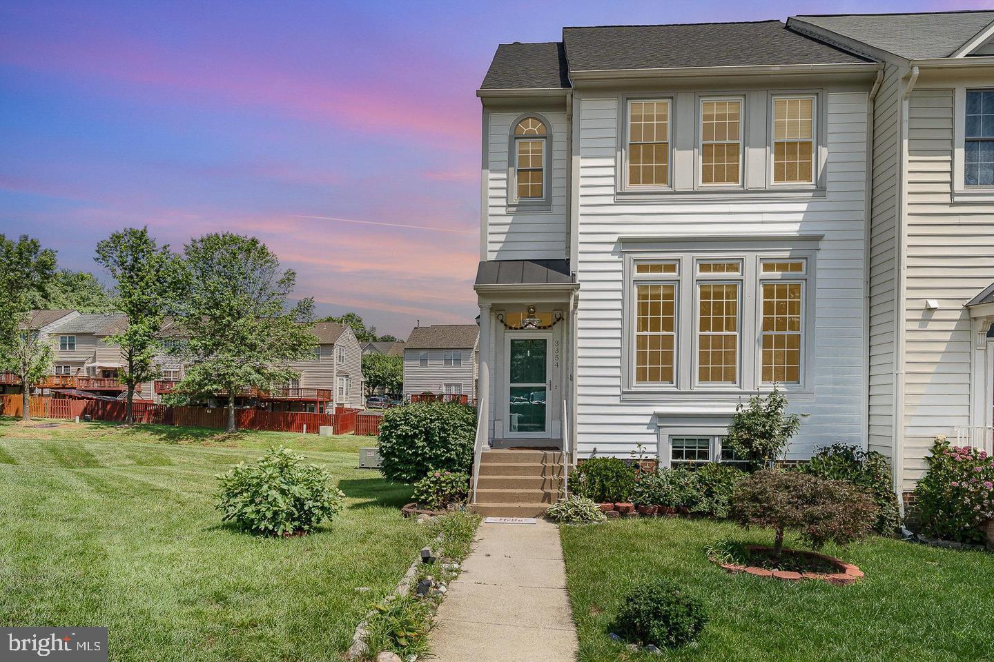 3354 Nadia Loop
