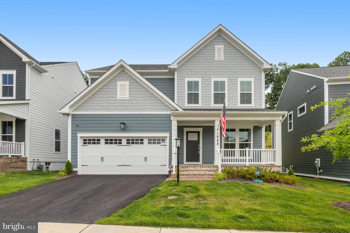 1988 Silver Sycamore Lane