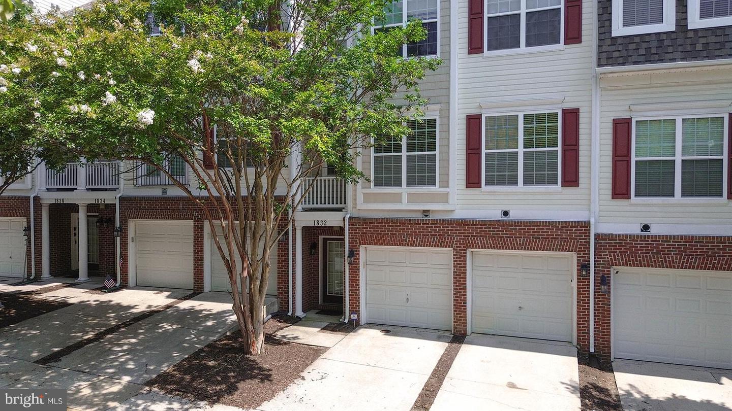 1832 Cedar Cove Way