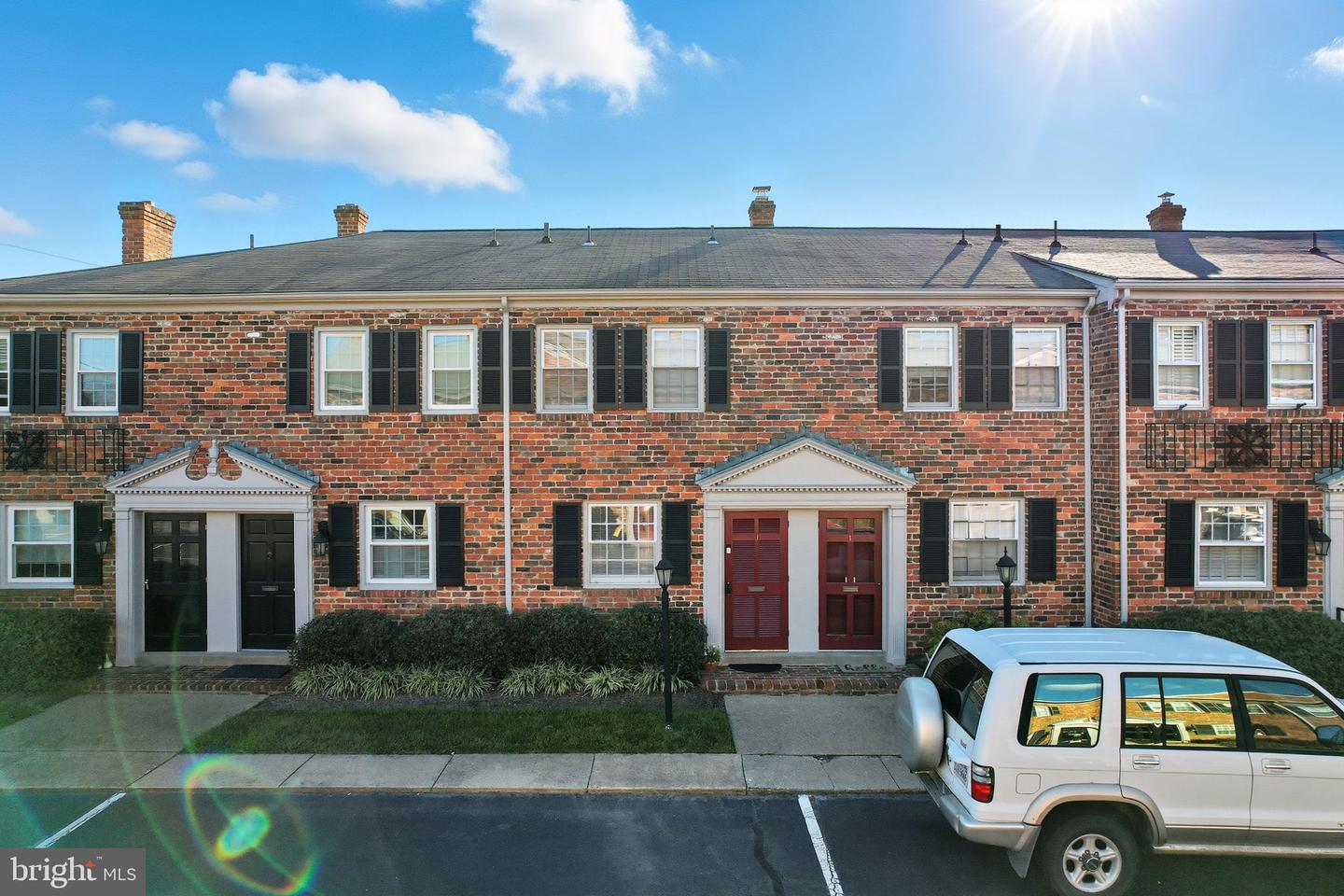403 N Hamilton Street #j, Richmond