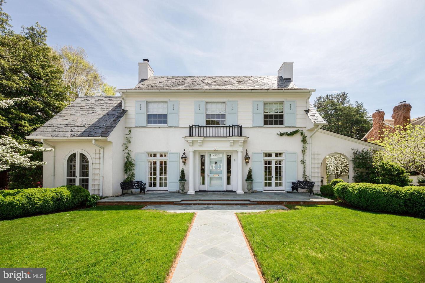 307 Oak Lane, Richmond