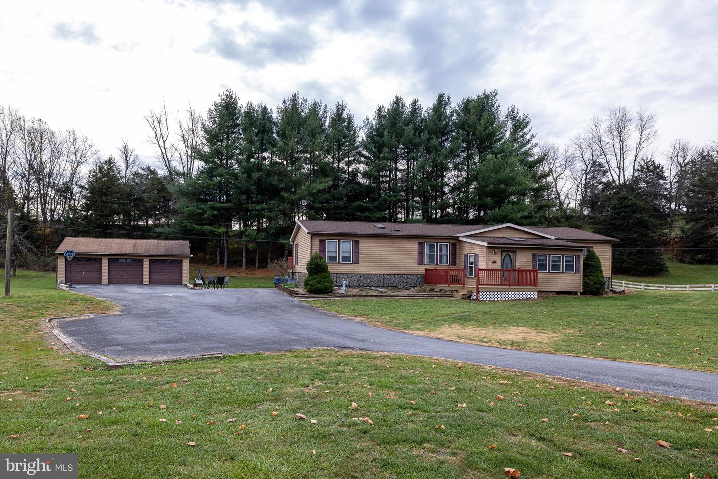 1734 Rolling Creek Lane, Elkton