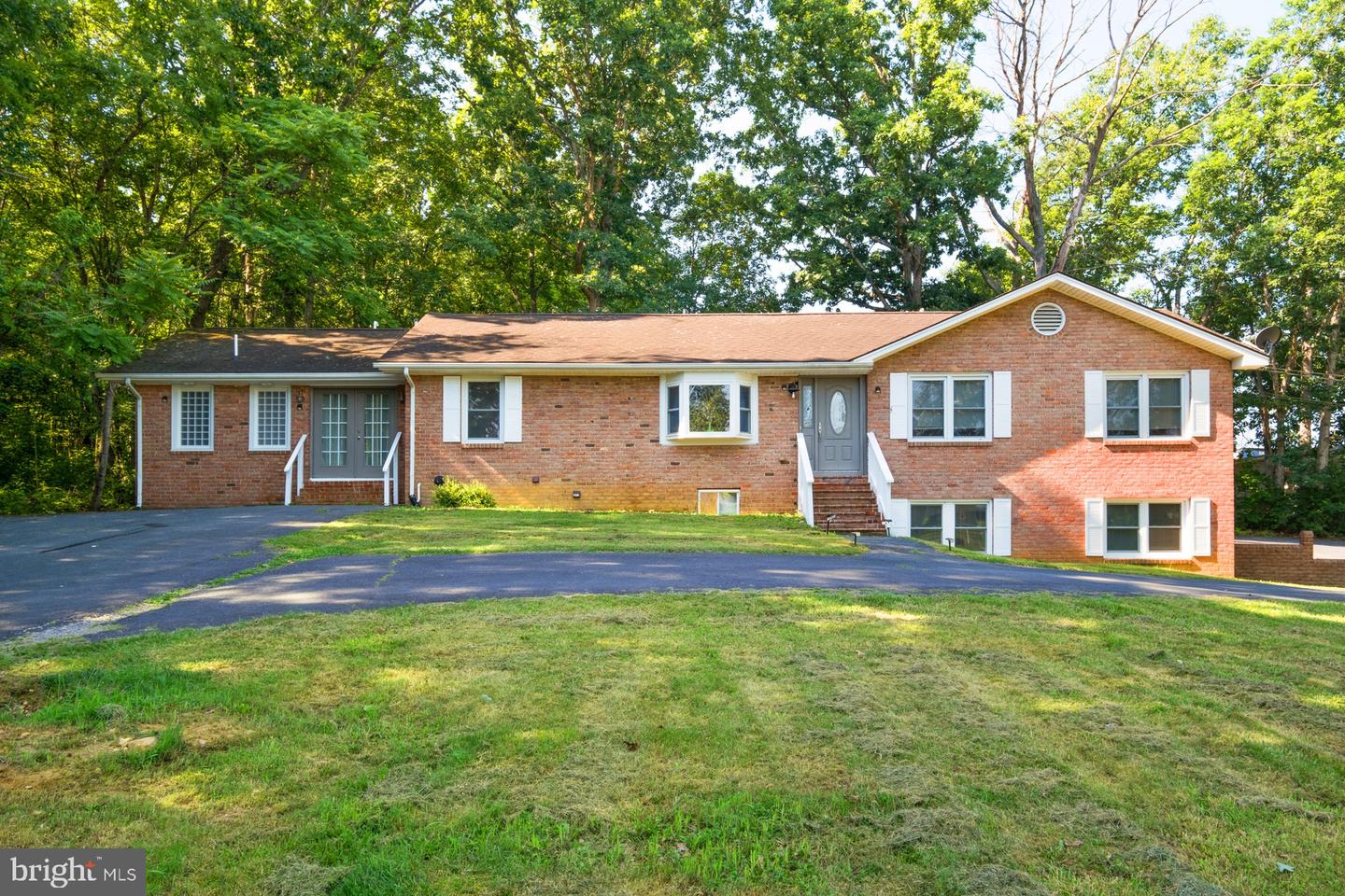 16998 E Summit Avenue, Elkton