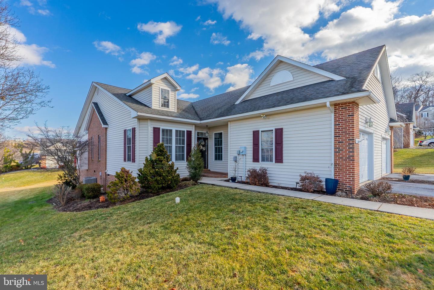 506 Spring Oaks Drive, Rockingham