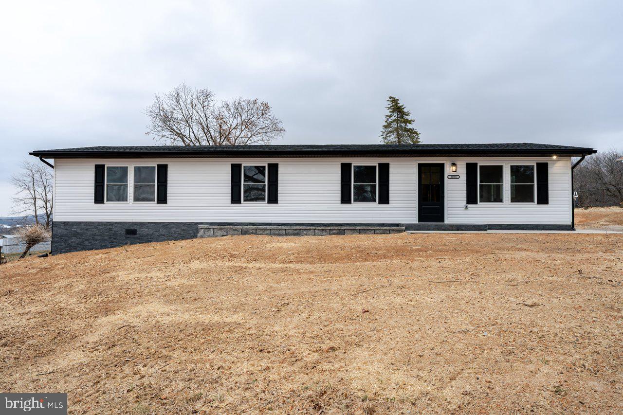 3098 Layman Trestle Road, Rockingham