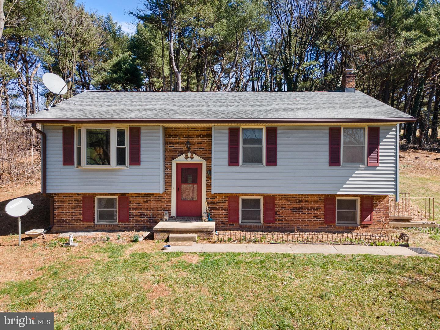 6794 Ottobine Road, Dayton