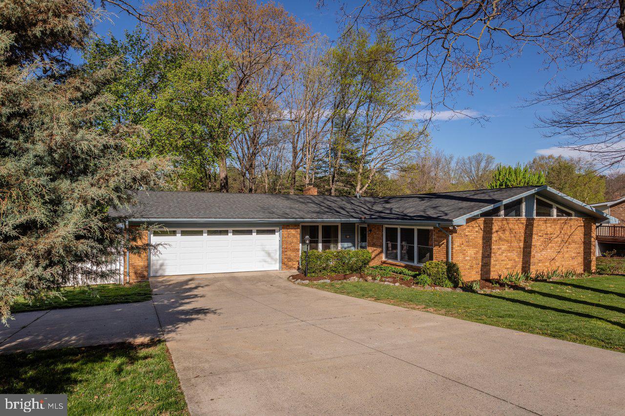 322 Erickson Avenue, Rockingham