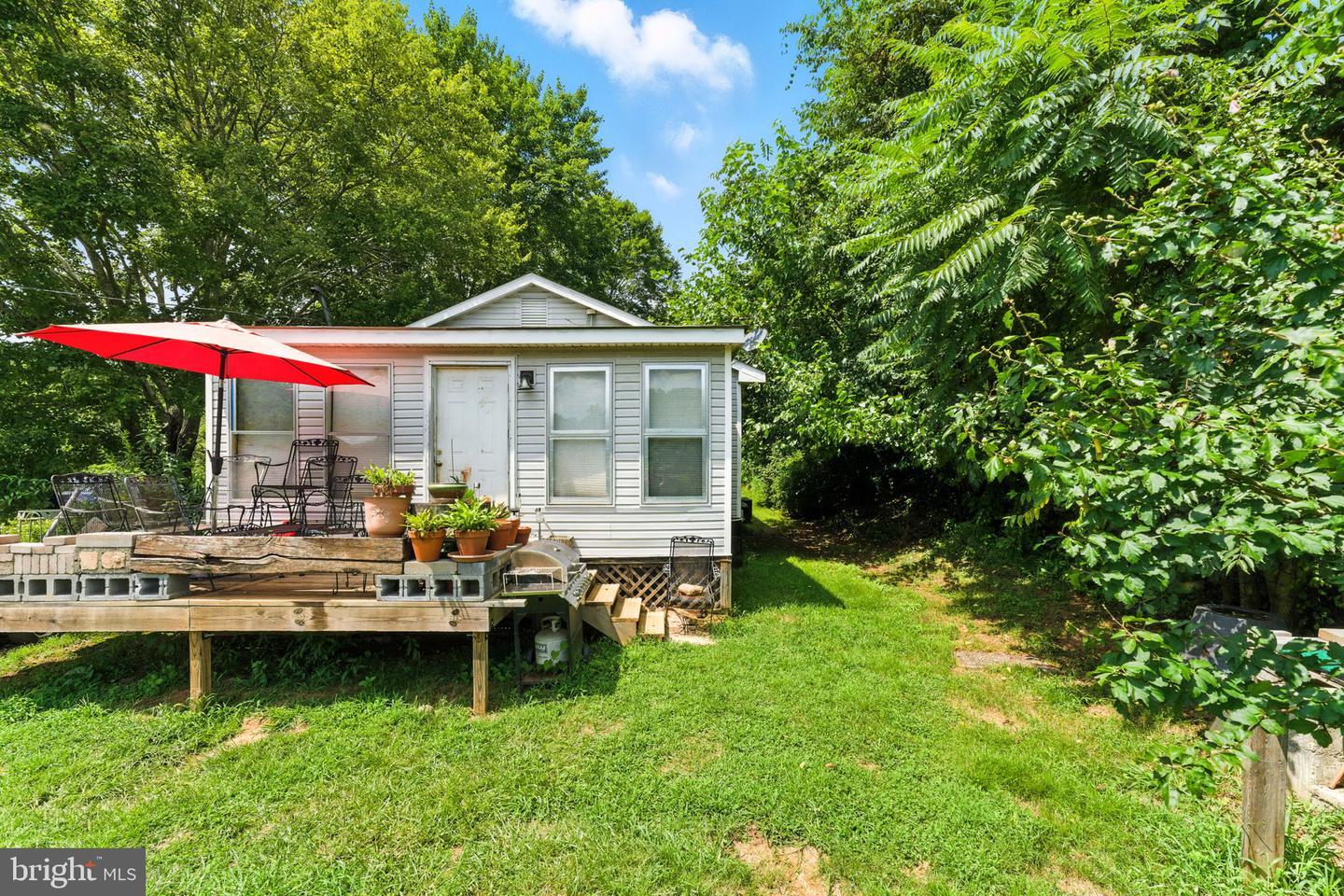 14 Jenkins Lane, Sperryville