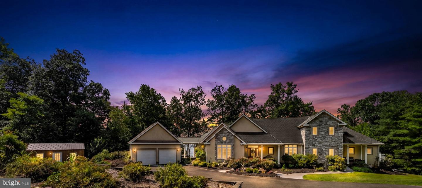 362 Rediviva Lane
