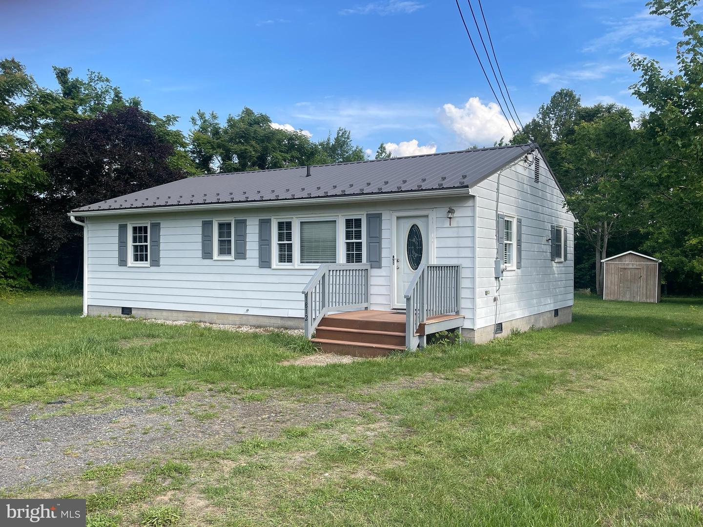 1812 Snyder Road