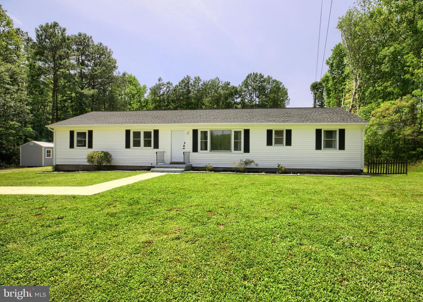 868 Simonson Road, Farnham