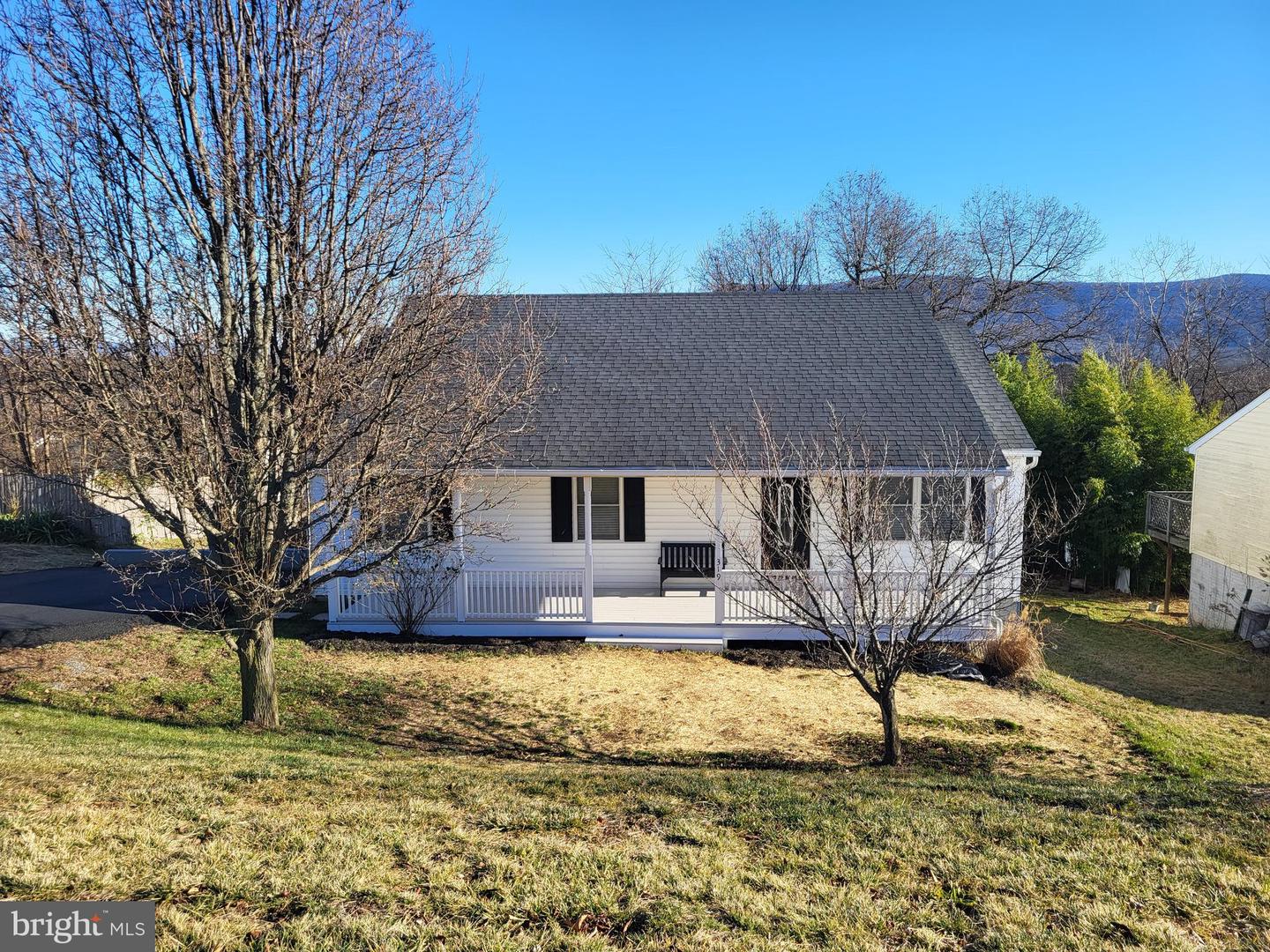 319 Breckenridge Court, Strasburg