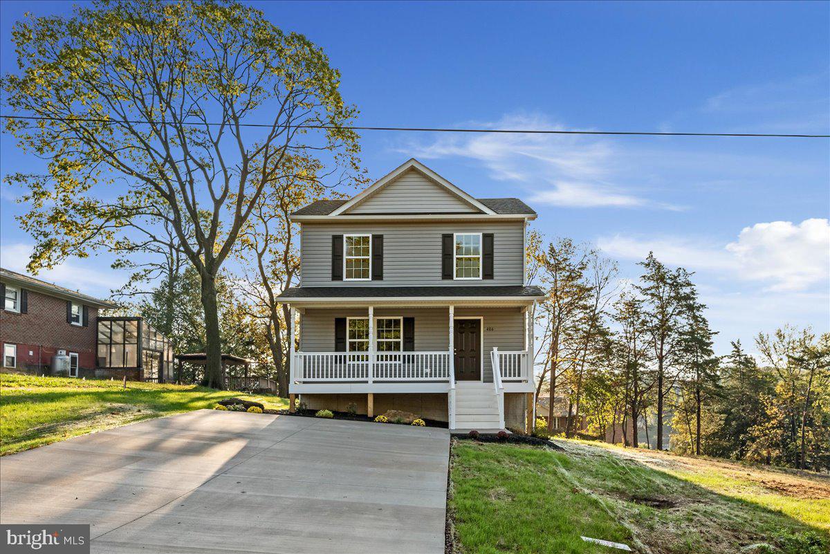 386 Crim Drive, Strasburg