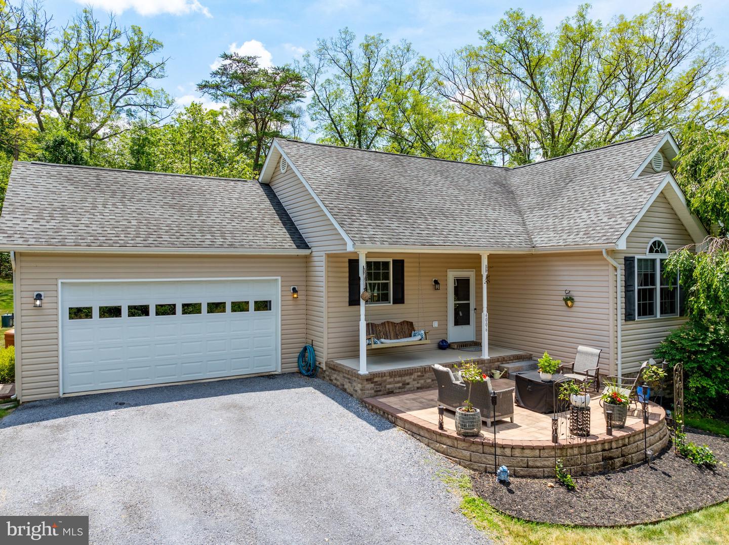 4006 Alonzaville Road, Maurertown