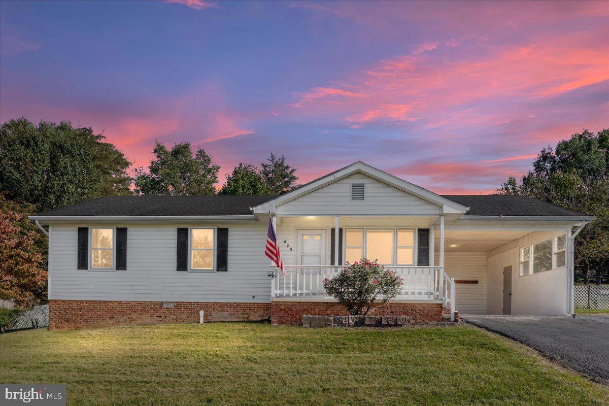 625 S Water Street, Woodstock