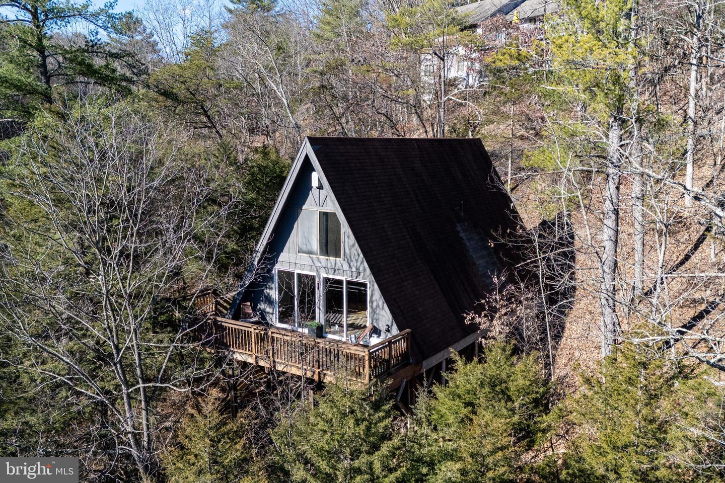 655 Killmon Road, Basye