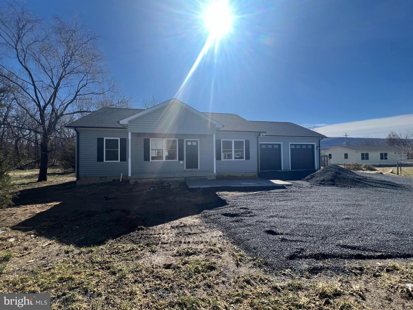 181 S Funk St, Strasburg