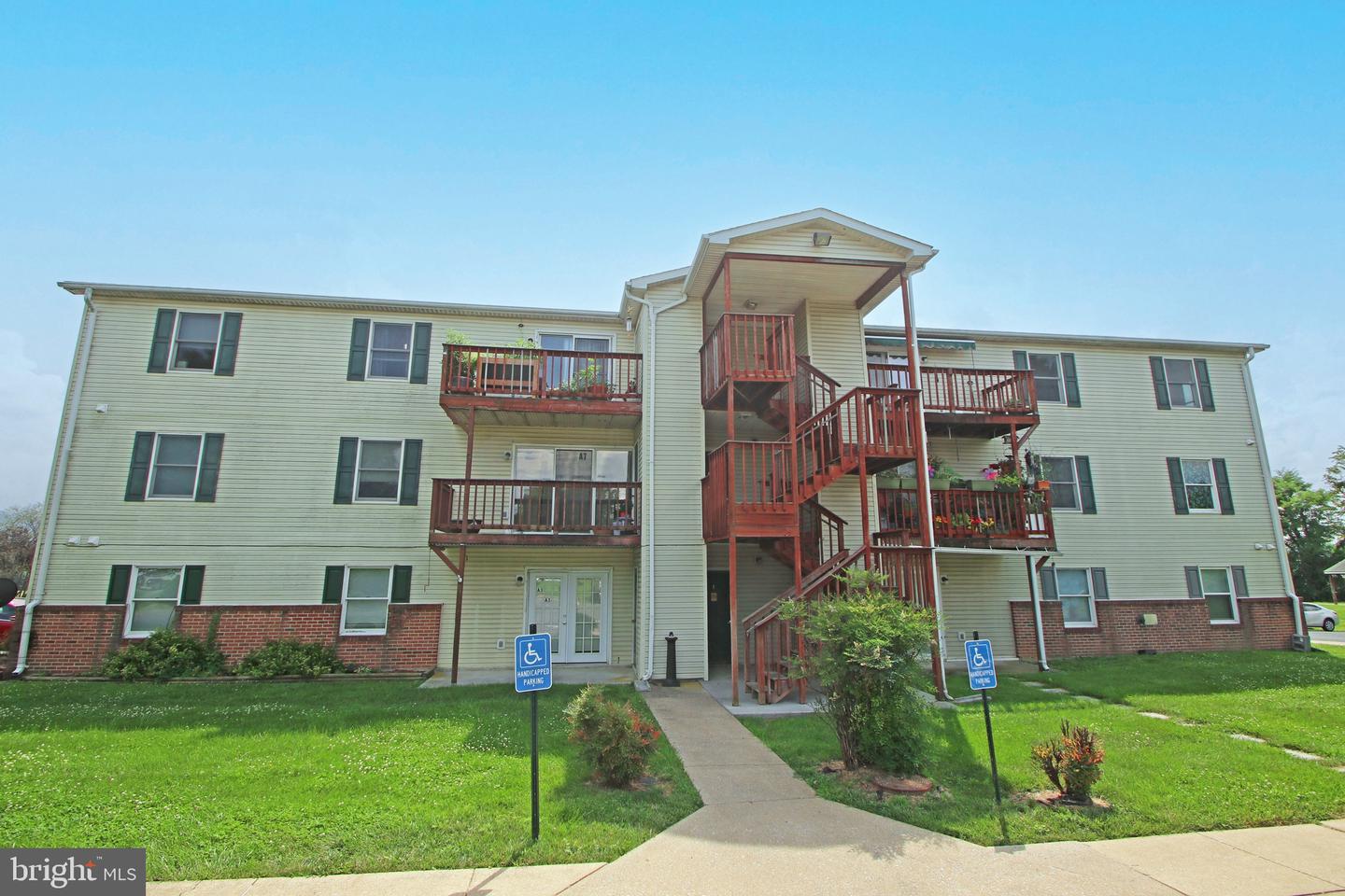 1282 Ox Road, Woodstock