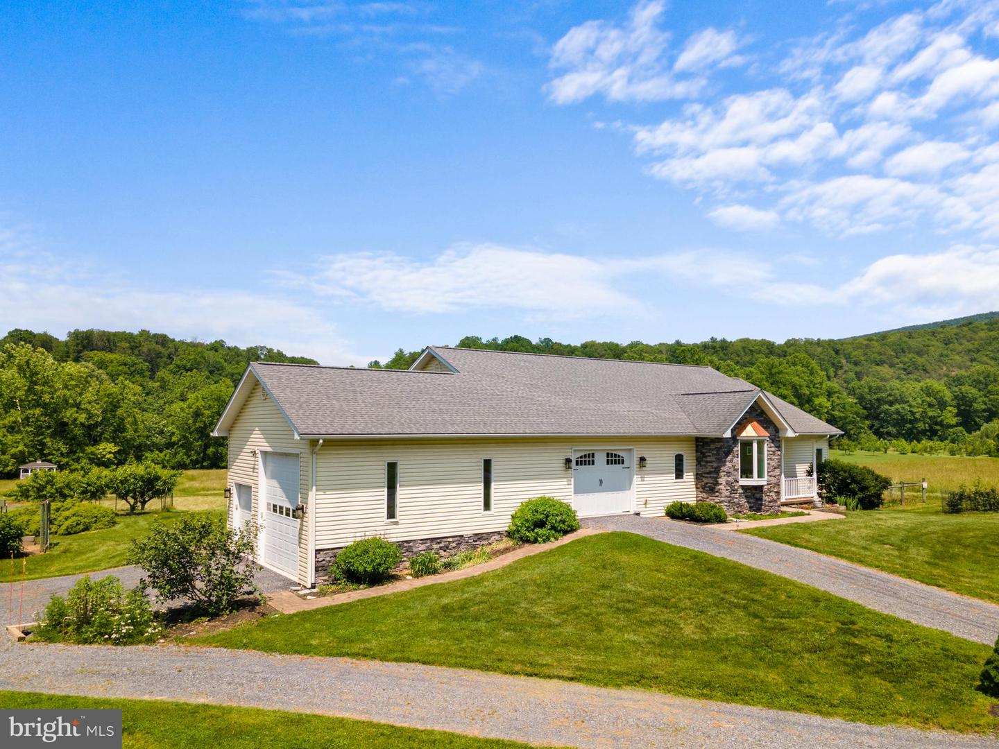 501 Forest View Road, Edinburg