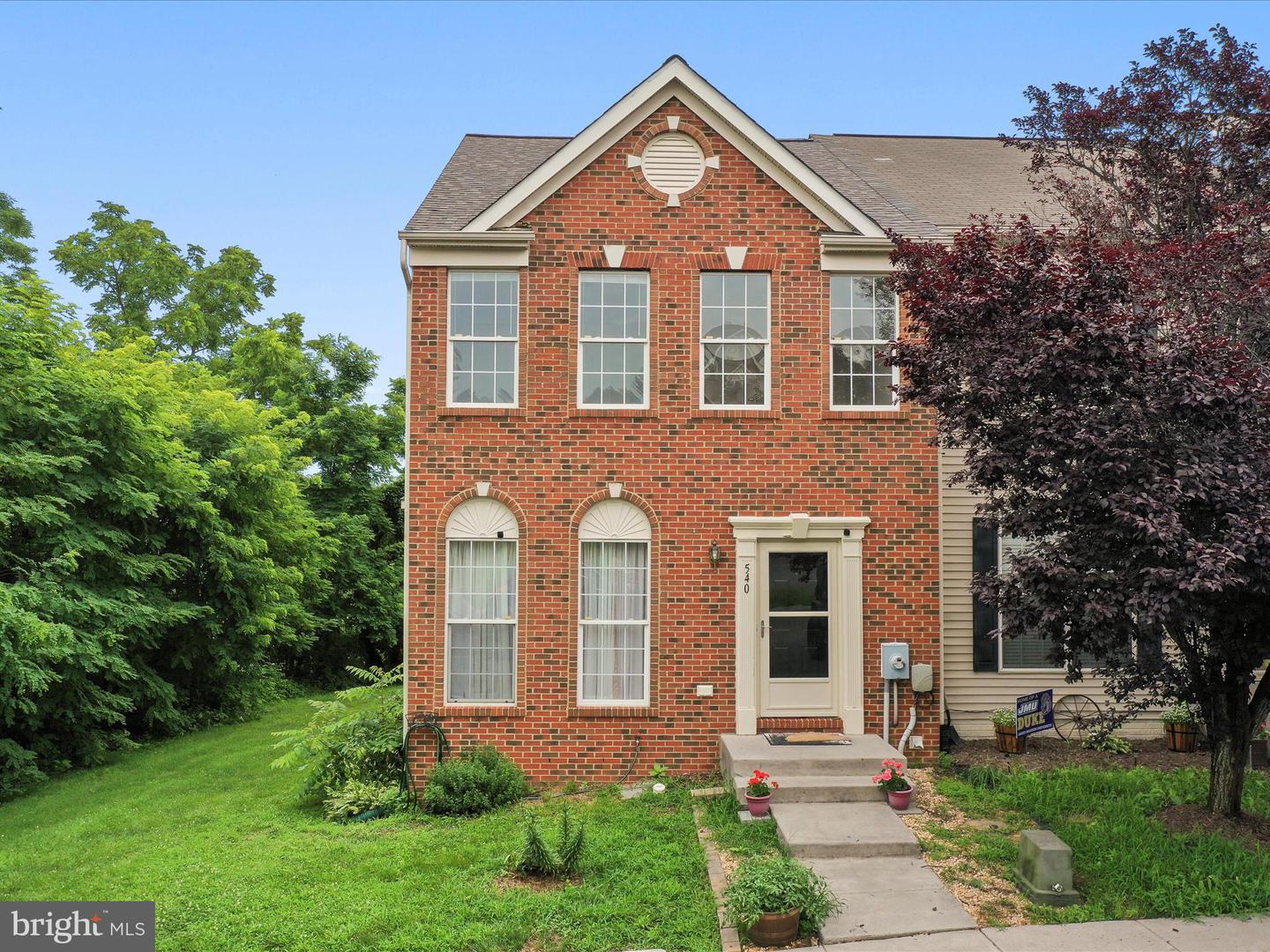 540 Hotchkiss Drive, Woodstock