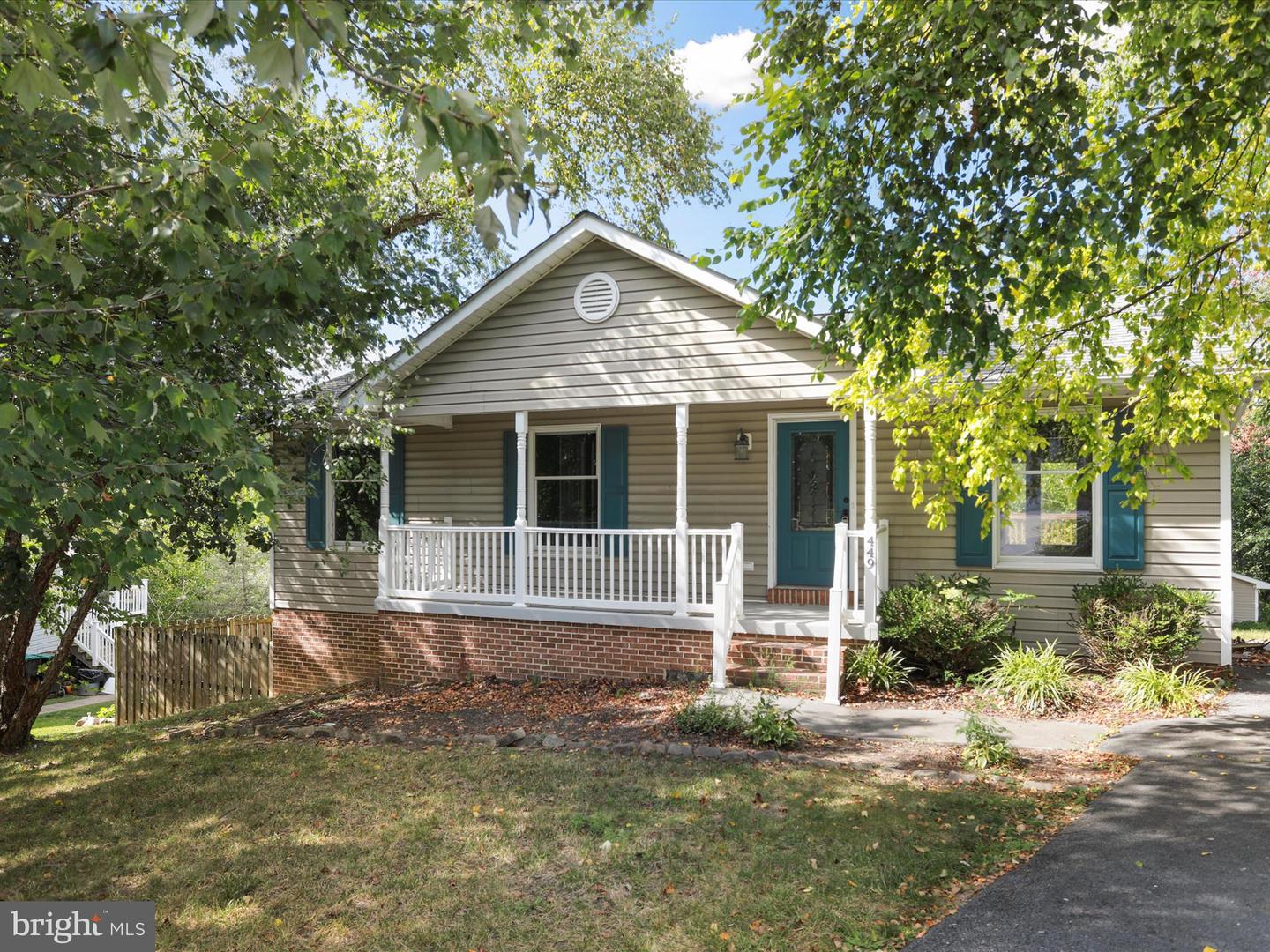 449 E Fairchild Drive, Strasburg